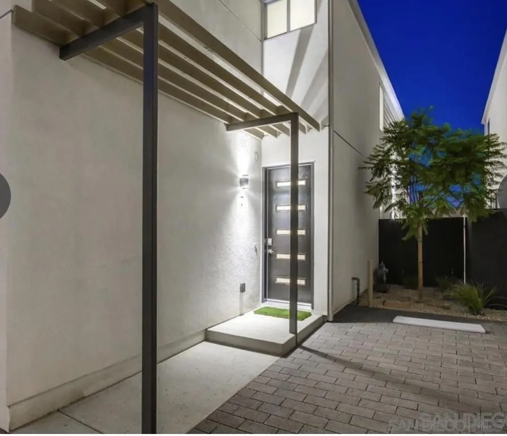 1166 HOLLY AVE #7 Imperial, CA 91932