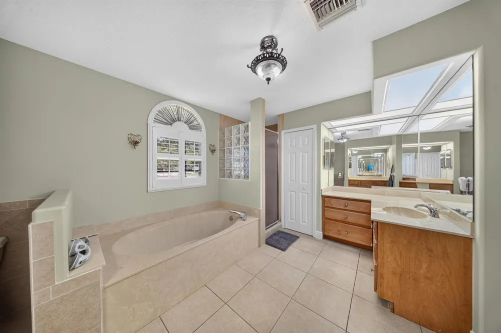 3601 Cottonwood Drive Fort Pierce, FL 34981