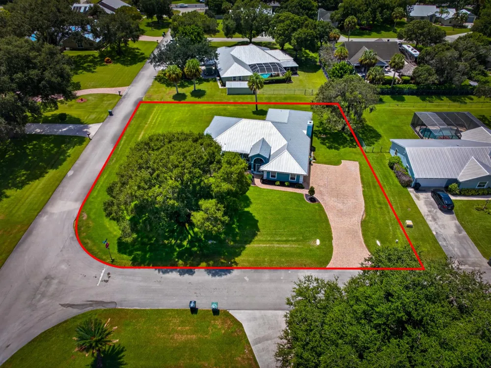 3601 Cottonwood Drive Fort Pierce, FL 34981