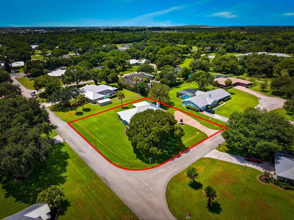 3601 Cottonwood Drive Fort Pierce, FL 34981