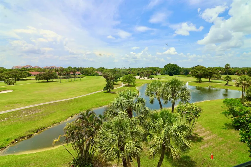 3980 OAKS CLUBHOUSE DRIVE #511 Pompano Beach, FL 33069