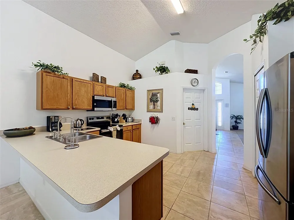 2817 KOKOMO LOOP Haines City, FL 33844