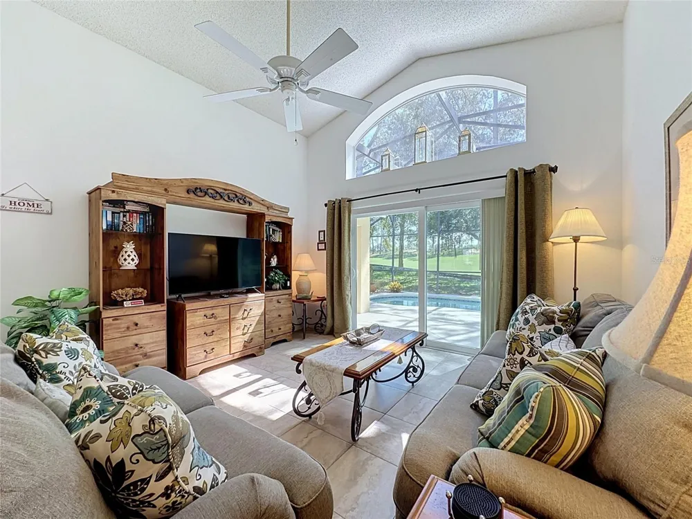 2817 KOKOMO LOOP Haines City, FL 33844