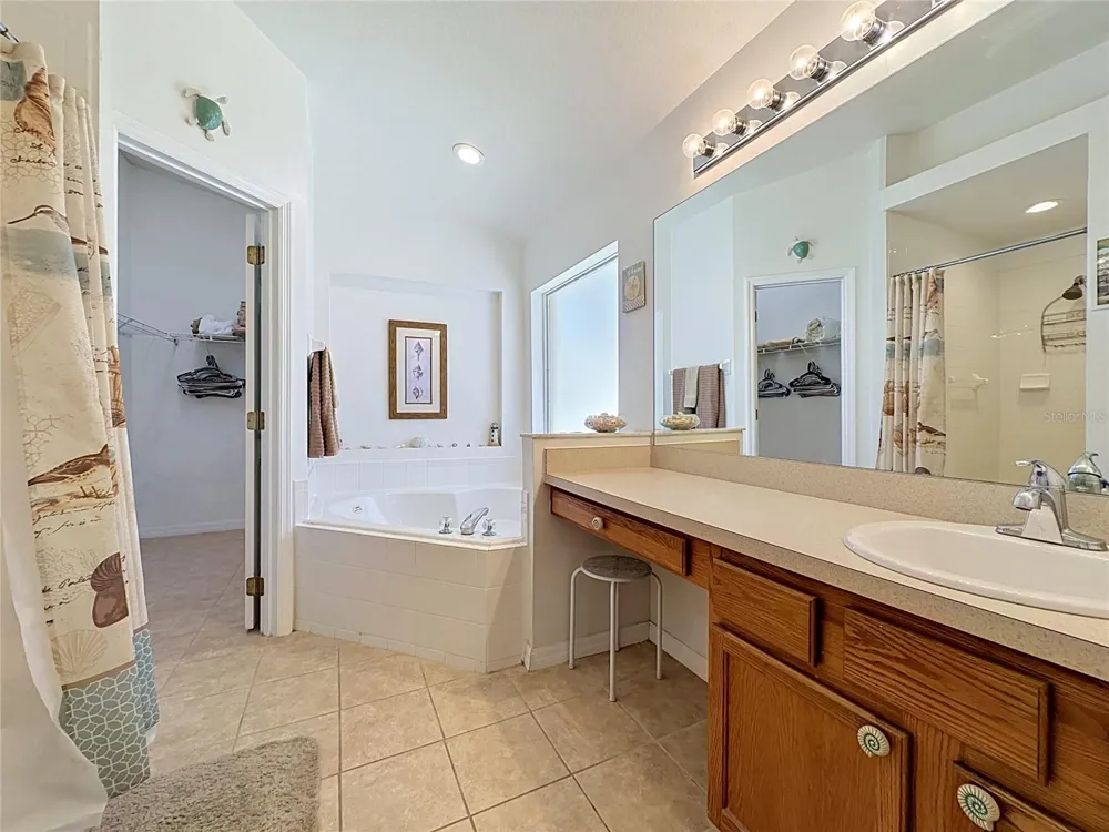2817 KOKOMO LOOP Haines City, FL 33844