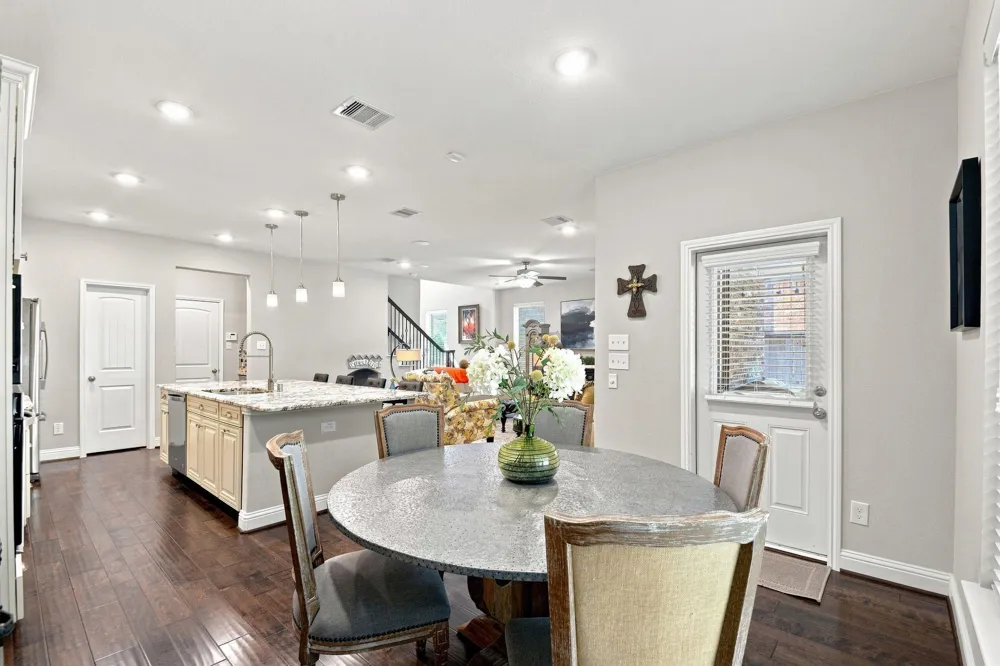 22 Ancestry Stone Place Magnolia, TX 77354