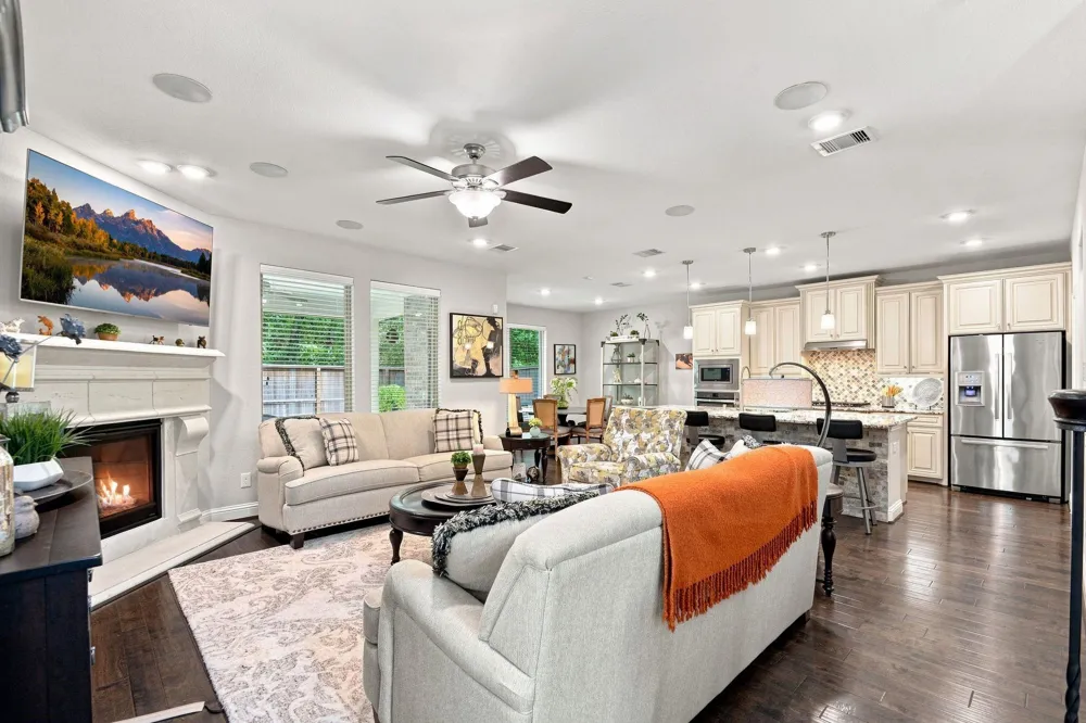 22 Ancestry Stone Place Magnolia, TX 77354