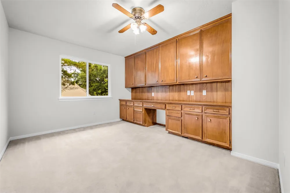 4303 Long Grove Drive Seabrook, TX 77586