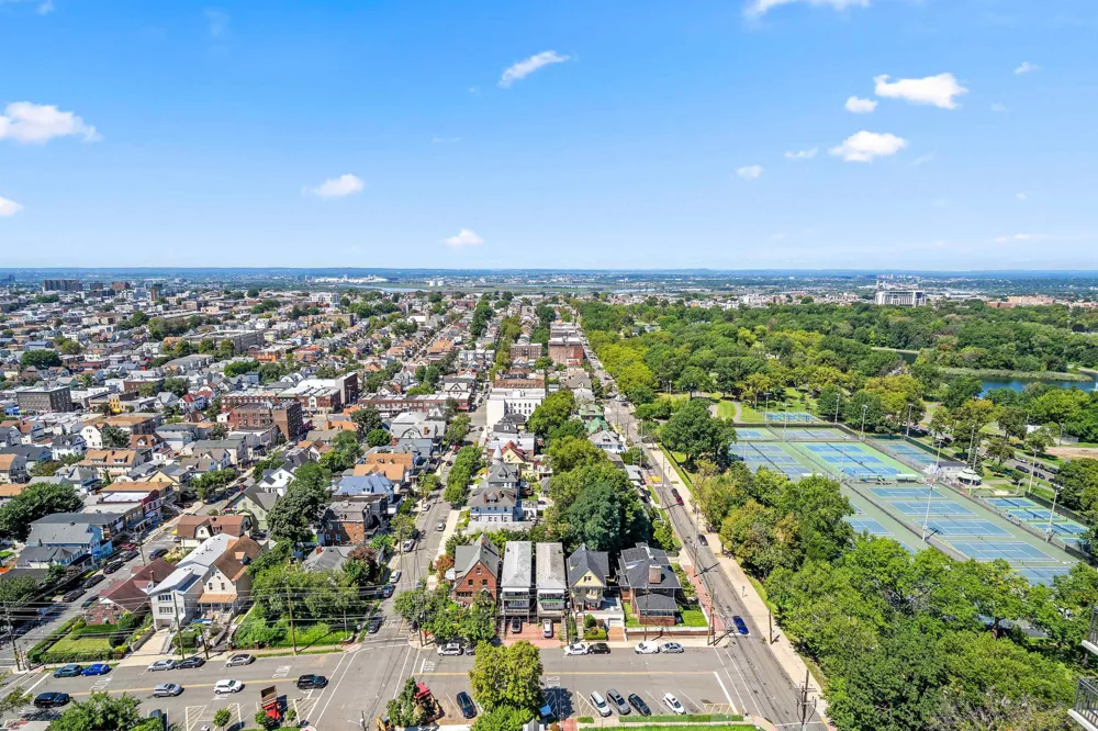 7855 BLVD EAST North Bergen, NJ 07047