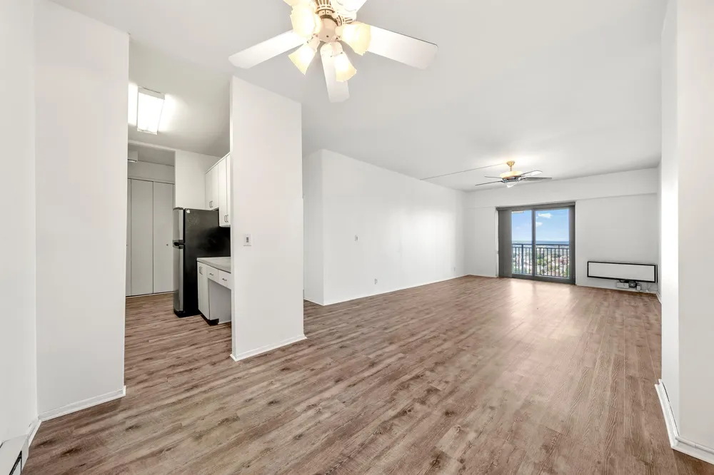 7855 BLVD EAST North Bergen, NJ 07047