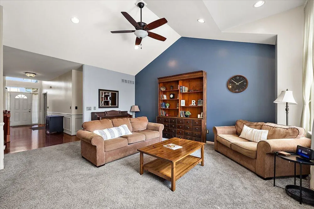 48973 Woodson Way Canton, MI 48187