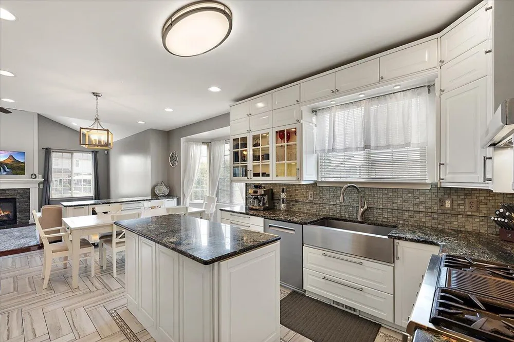 48973 Woodson Way Canton, MI 48187