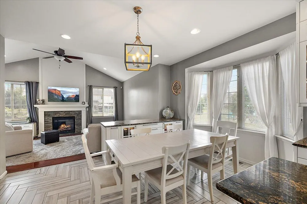 48973 Woodson Way Canton, MI 48187
