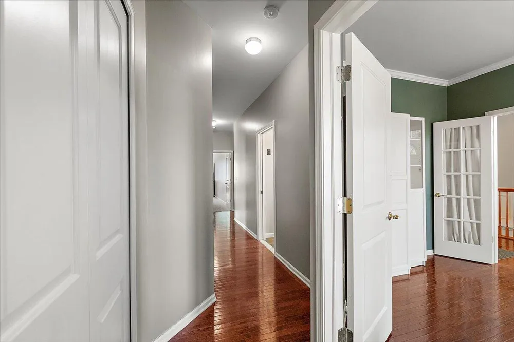 48973 Woodson Way Canton, MI 48187