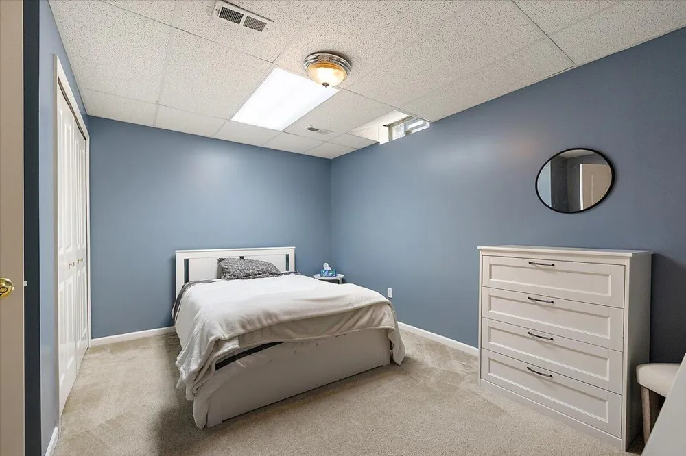 48973 Woodson Way Canton, MI 48187
