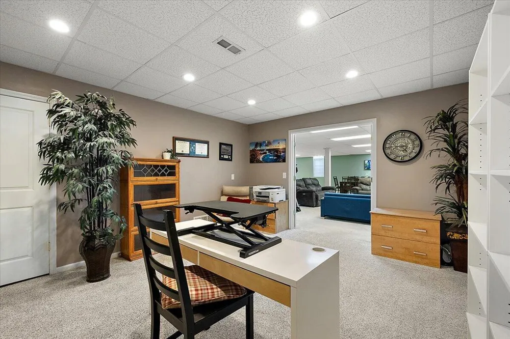48973 Woodson Way Canton, MI 48187