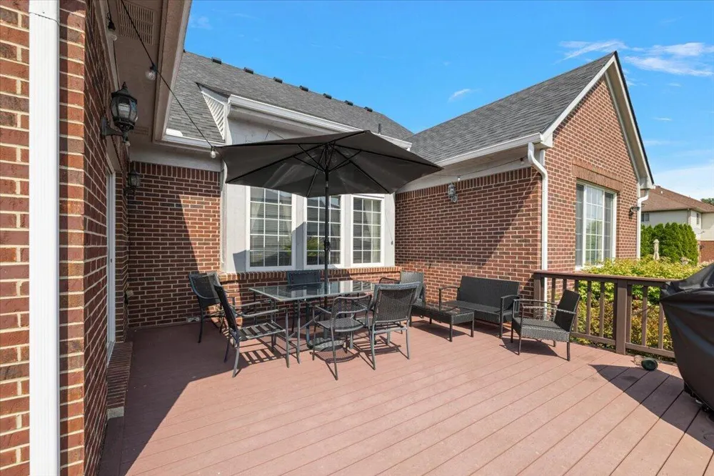 48973 Woodson Way Canton, MI 48187