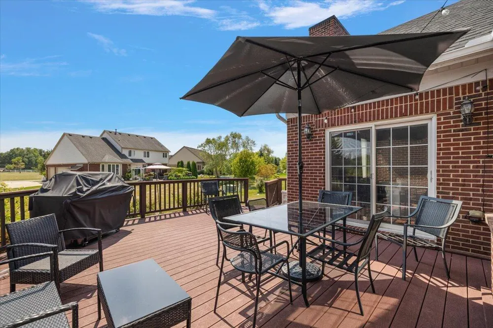 48973 Woodson Way Canton, MI 48187