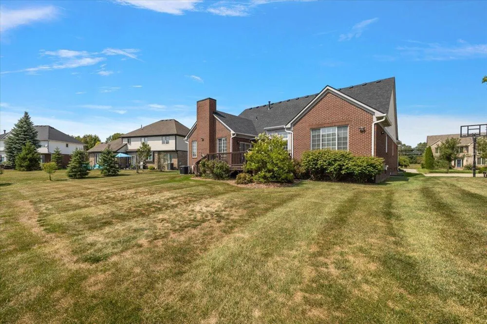 48973 Woodson Way Canton, MI 48187
