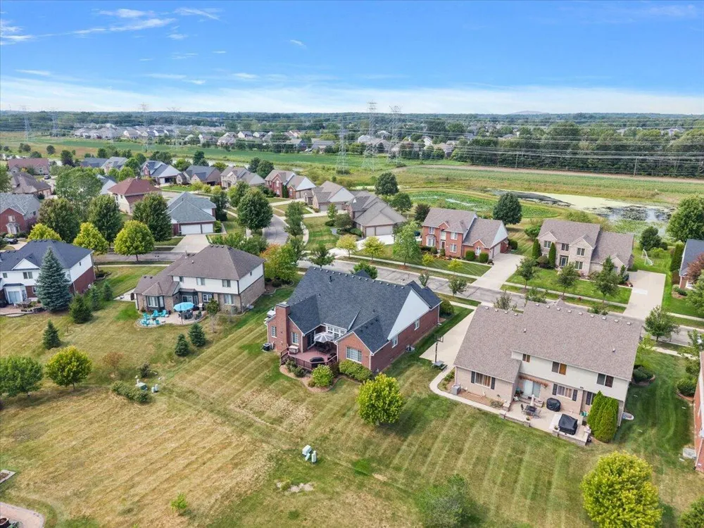 48973 Woodson Way Canton, MI 48187