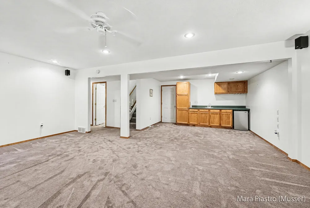 3336 Woodwind Drive NE #32 Grand Rapids, MI 49525