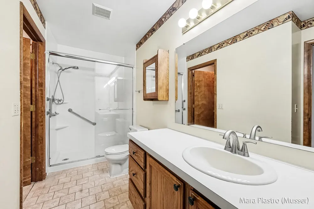 3336 Woodwind Drive NE #32 Grand Rapids, MI 49525