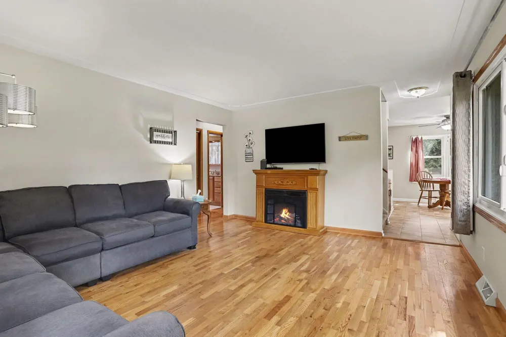 7708 41st Street Augusta, MI 49012