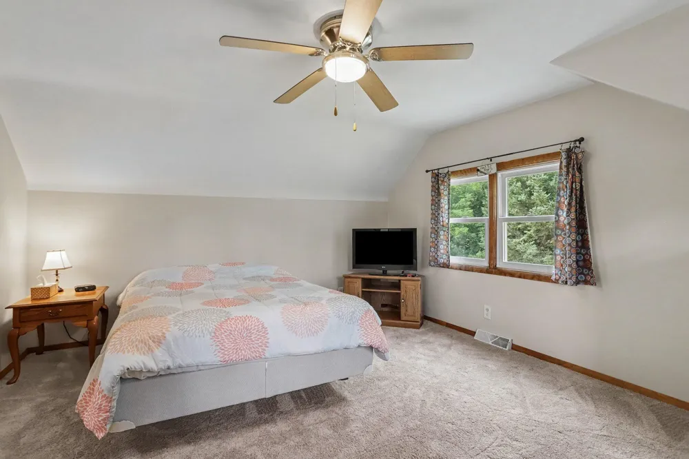 7708 41st Street Augusta, MI 49012
