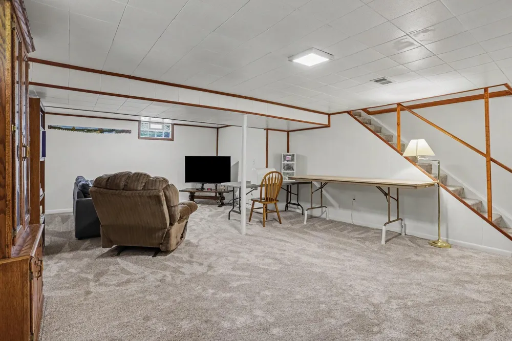 7708 41st Street Augusta, MI 49012