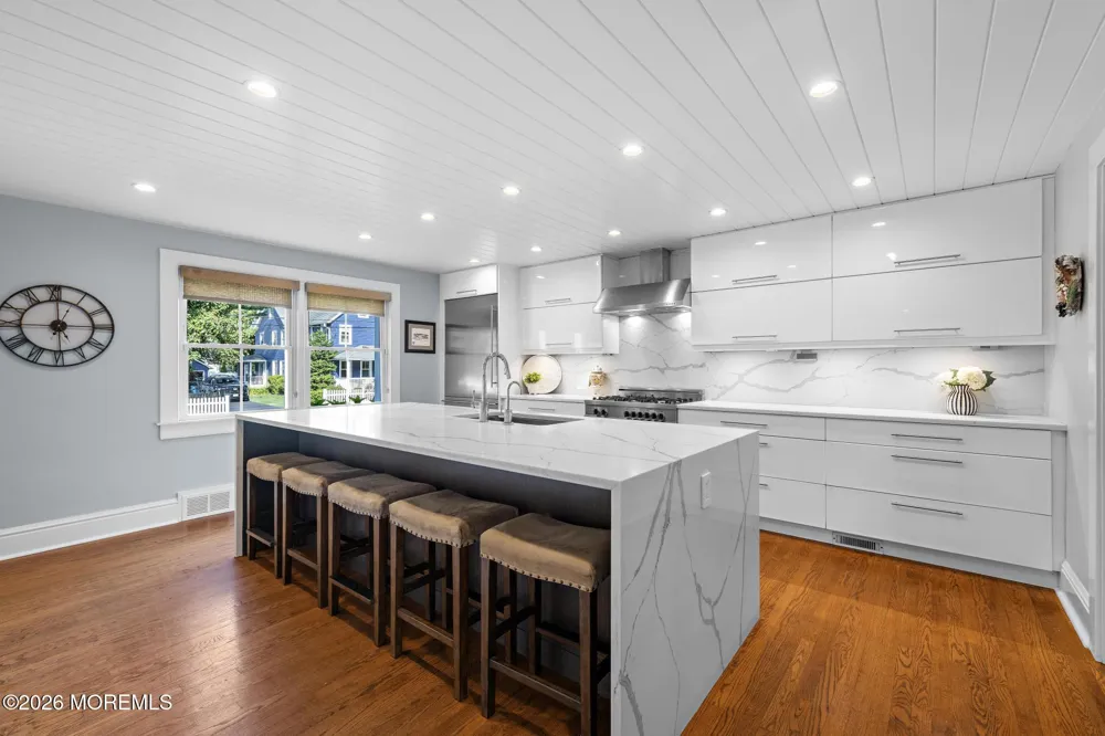 82 Lafayette Street Rumson, NJ 07760