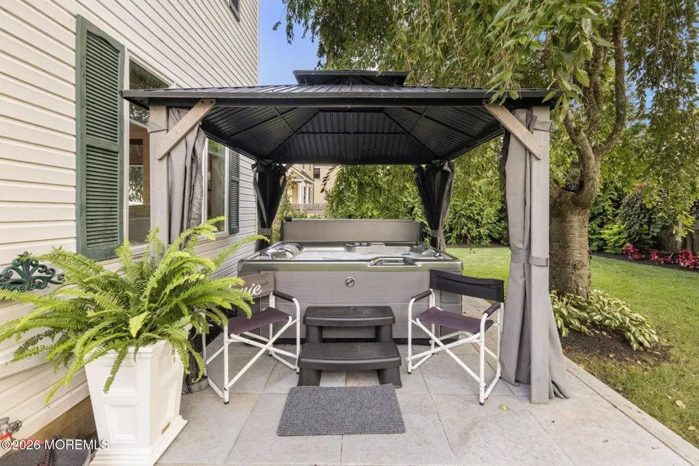 82 Lafayette Street Rumson, NJ 07760