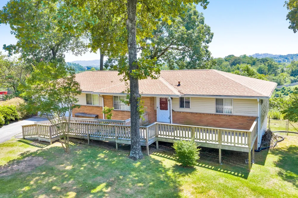 604 Highview Drive Chattanooga, TN 37415