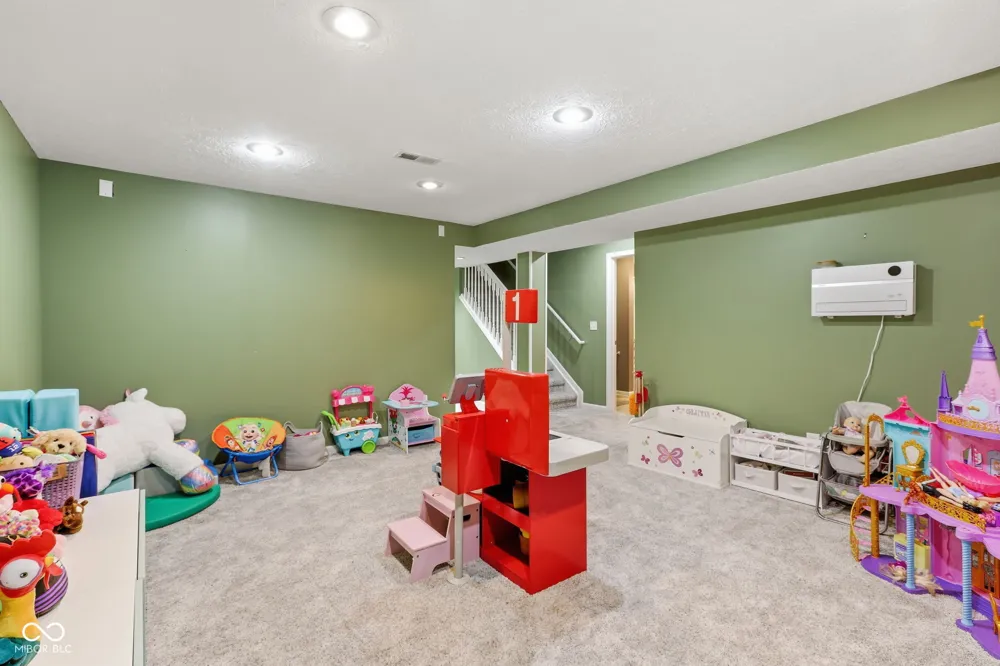 9100 Merrill Court Fishers, IN 46038