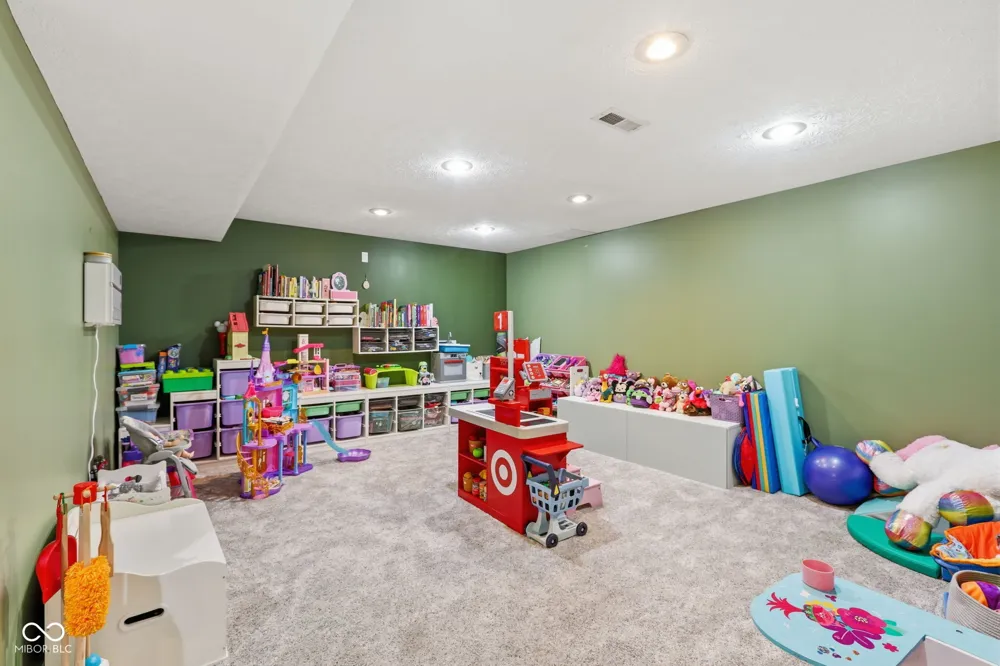 9100 Merrill Court Fishers, IN 46038