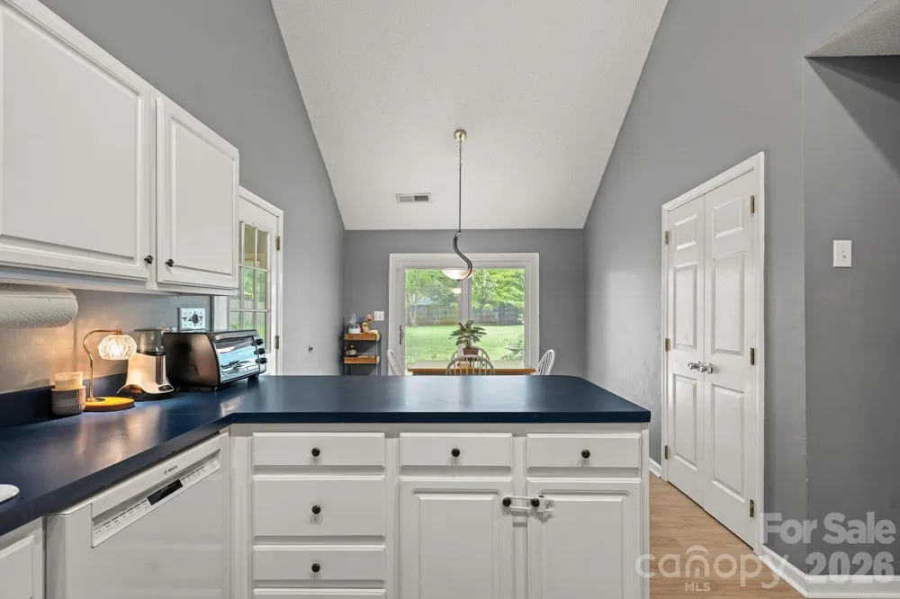 1320 Watts Drive Charlotte, NC 28216