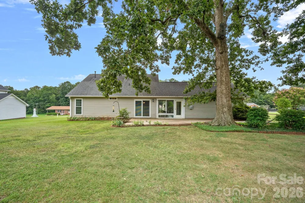 1320 Watts Drive Charlotte, NC 28216