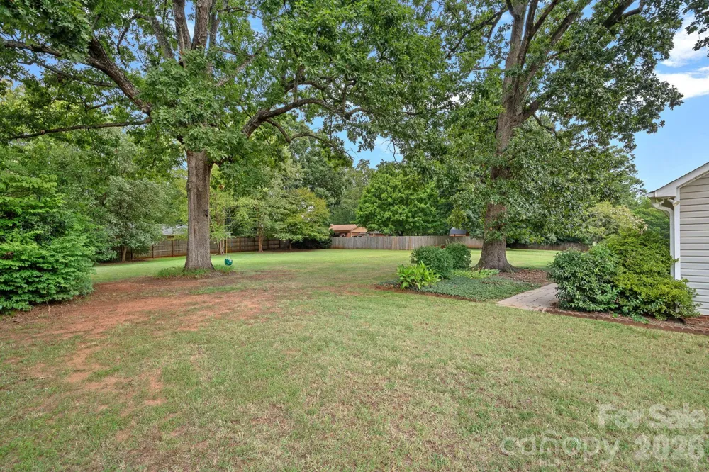 1320 Watts Drive Charlotte, NC 28216