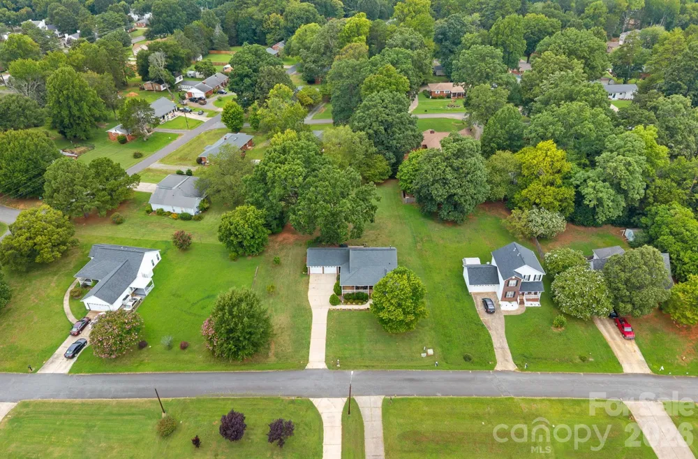 1320 Watts Drive Charlotte, NC 28216