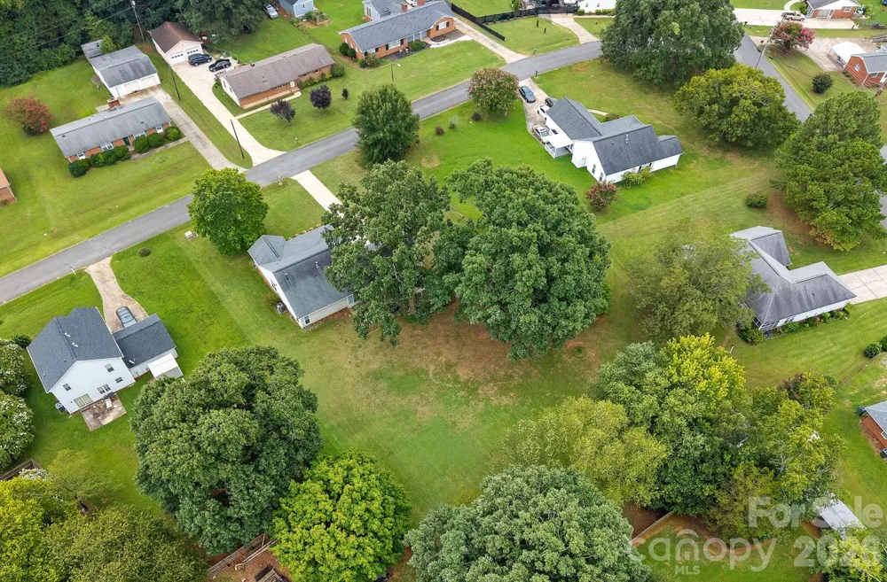 1320 Watts Drive Charlotte, NC 28216