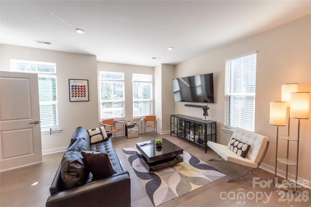 653 Uwharrie River Road Charlotte, NC 28211