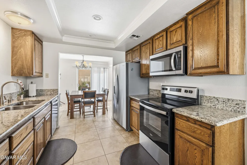 42841 15th Street #Unit 6 Lancaster, CA 93534