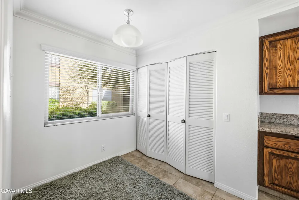 42841 15th Street #Unit 6 Lancaster, CA 93534