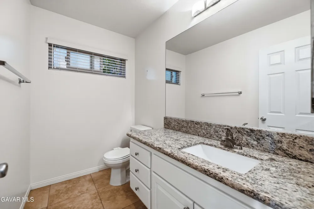 42841 15th Street #Unit 6 Lancaster, CA 93534
