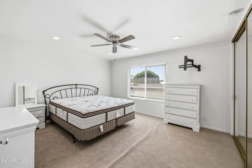 42841 15th Street #Unit 6 Lancaster, CA 93534