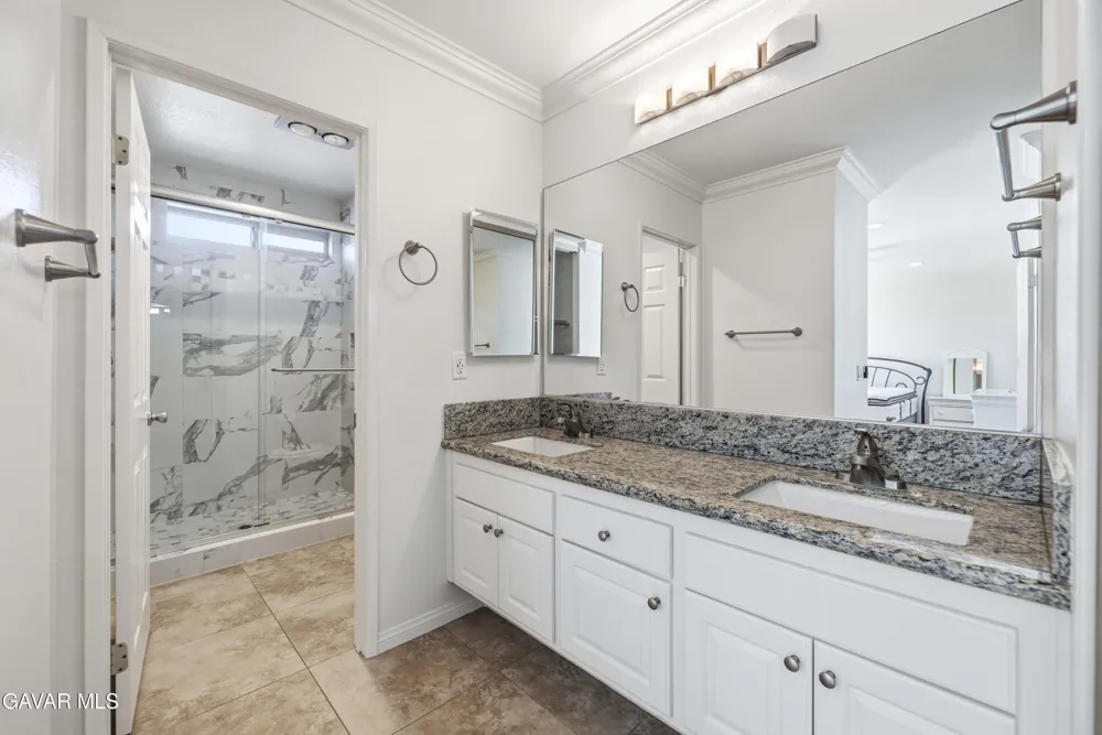 42841 15th Street #Unit 6 Lancaster, CA 93534