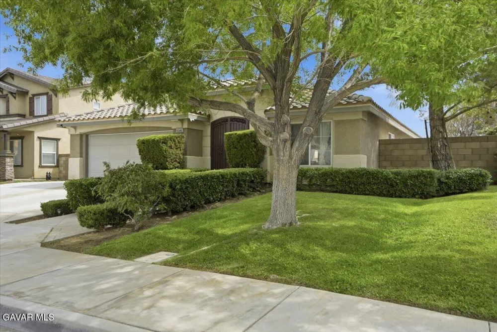 43646 Rialto Drive Lancaster, CA 93535