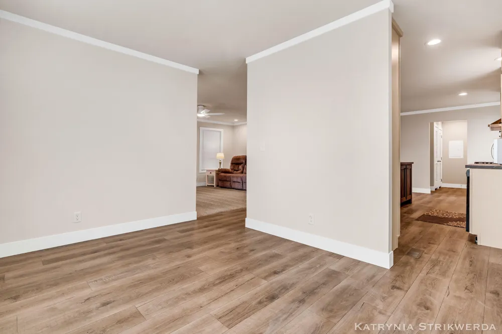 145 W Pin Oak Drive Coopersville, MI 49404