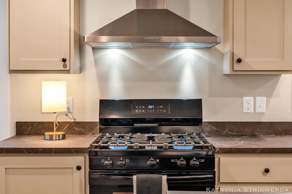 145 W Pin Oak Drive Coopersville, MI 49404