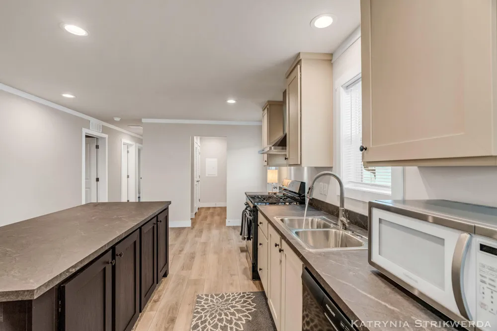 145 W Pin Oak Drive Coopersville, MI 49404