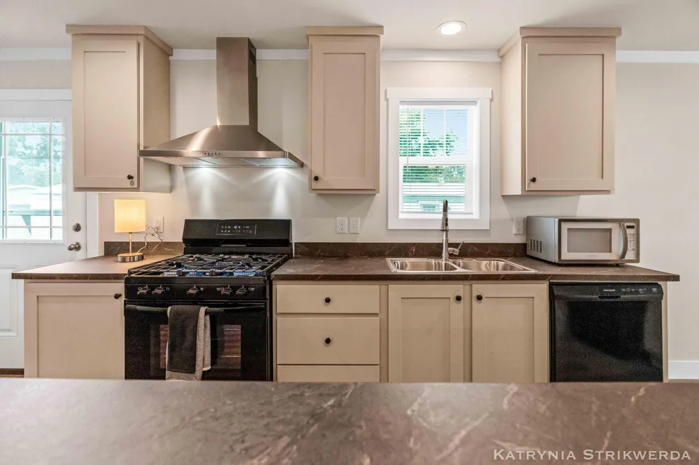 145 W Pin Oak Drive Coopersville, MI 49404