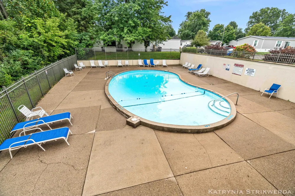 145 W Pin Oak Drive Coopersville, MI 49404